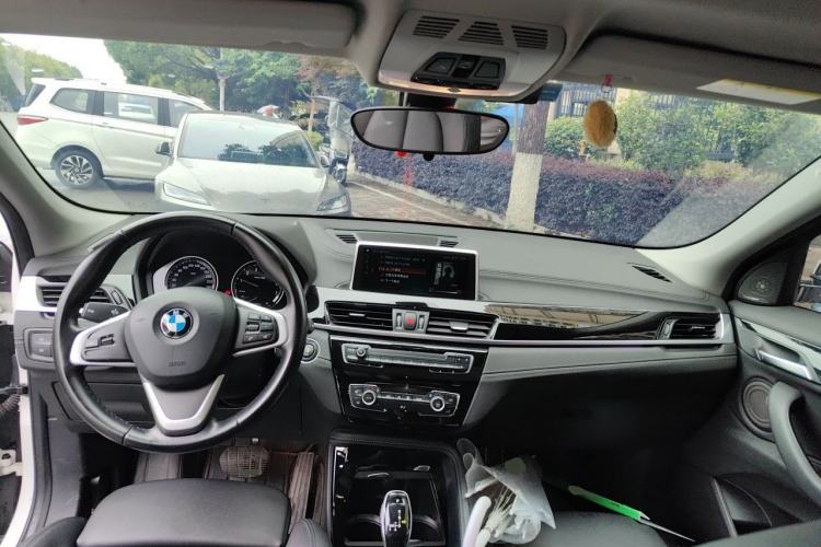 Used BMW X2 2018 sDrive25i Leading Model M Sport Package China V Center Console