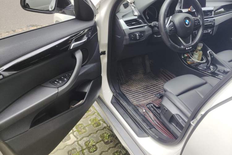 Used BMW X2 2018 sDrive20i M Sport Package China V Emission Standard Driver Seat