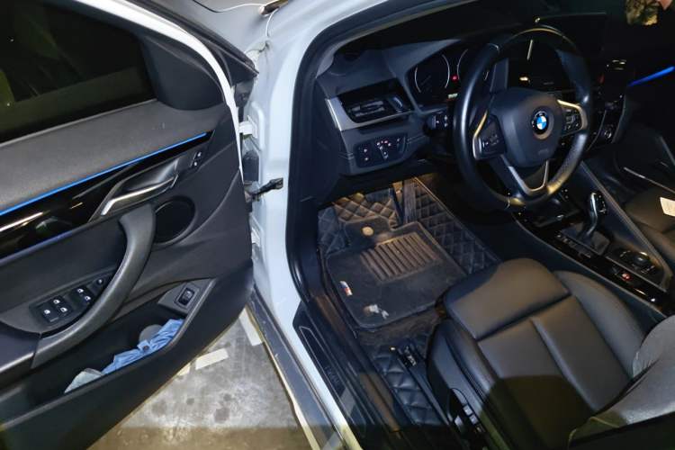 Used BMW X2 2018 sDrive25i Leading Model M Sport Package China V Driver Seat