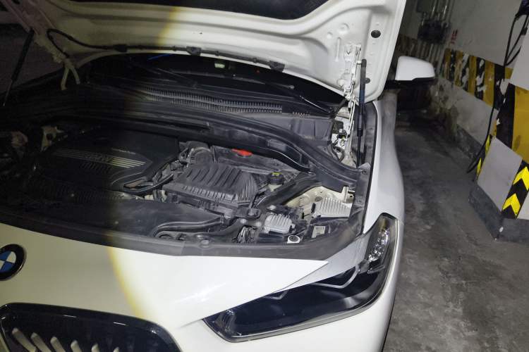 Used BMW X2 2018 sDrive25i Leading Model M Sport Package China V Engine Bay Left
