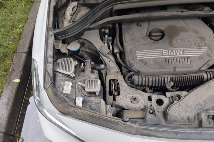 Used BMW X2 2018 sDrive25i Leading Model M Sport Package China V Engine Bay Right
