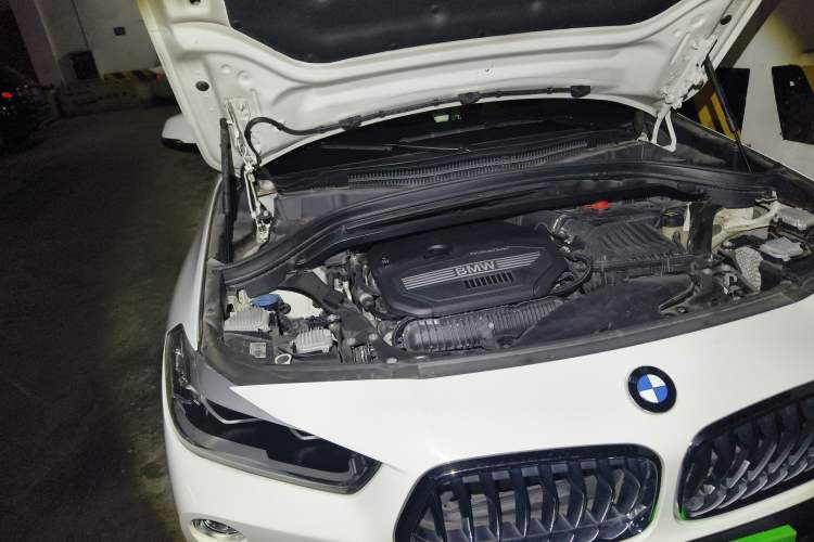 Used BMW X2 2018 sDrive25i Leading Model M Sport Package China V Engine Bay Right