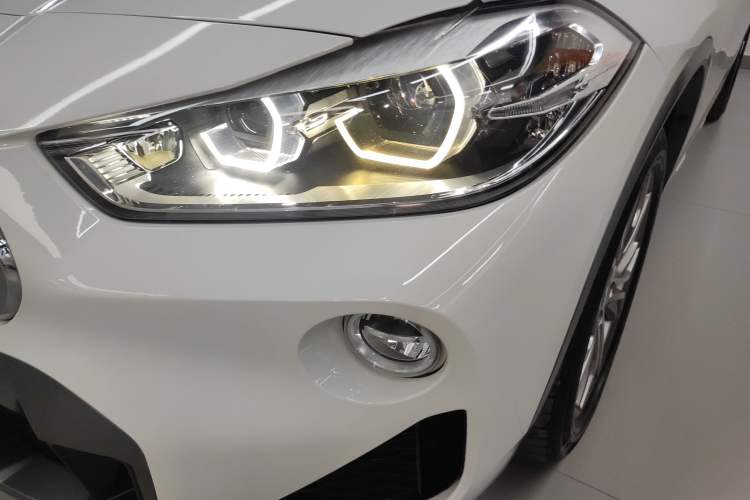 Used BMW X2 2018 sDrive25i Leading Model M Sport Package China V Left Front Headlight
