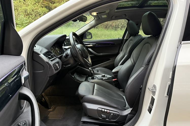 Used BMW X2 2018 sDrive25i Leading Model M Sport Package China V Left Front Seat