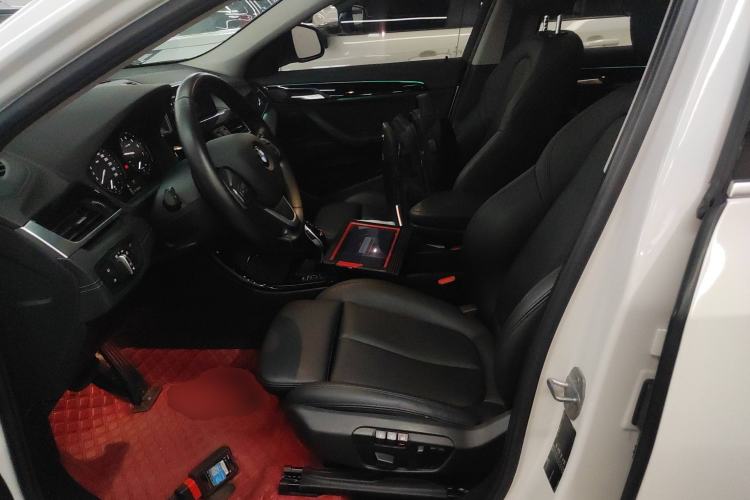 Used BMW X2 2018 sDrive25i Leading Model M Sport Package China V Left Front Seat