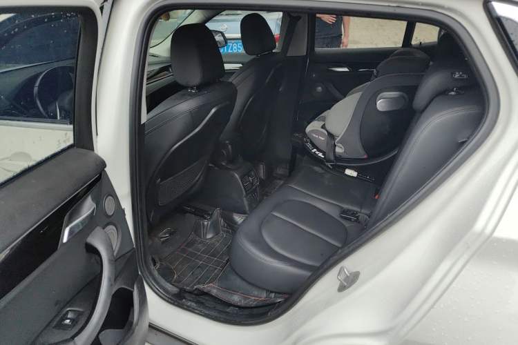 Used BMW X2 2018 sDrive25i Leading Model M Sport Package China V Left Rear Seat