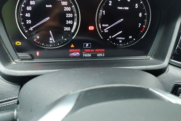 Used BMW X2 2018 sDrive25i Leading Model M Sport Package China V Odometer Close Up