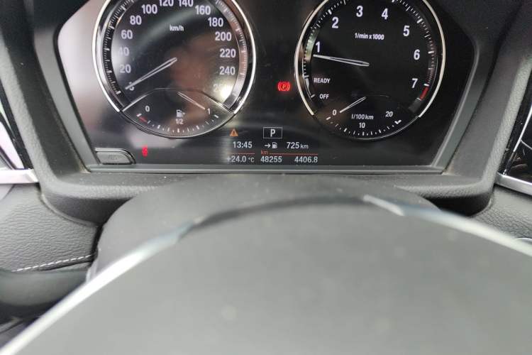 Used BMW X2 2018 sDrive25i Leading Model M Sport Package China V Odometer Close Up
