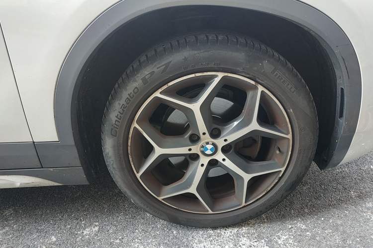 Used BMW X2 2018 sDrive20i M Sport Package China V Emission Standard Right Front Wheel Hub