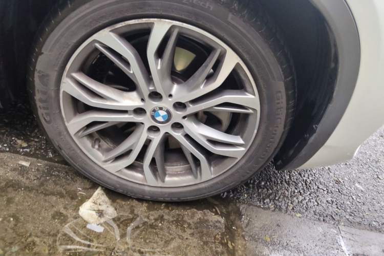 Used BMW X2 2018 sDrive25i Leading Model M Sport Package China V Right Front Wheel Hub