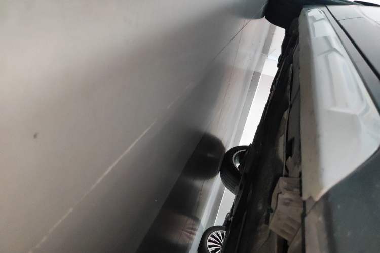 Used BMW X2 2018 sDrive25i Leading Model M Sport Package China V Right Side Sill