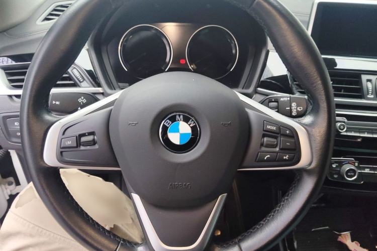 Used BMW X2 2018 sDrive25i Leading Model M Sport Package China V Steering Wheel