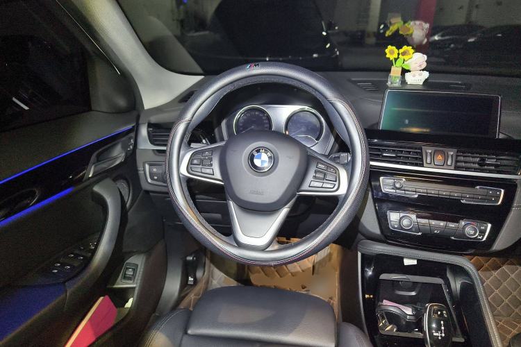 Used BMW X2 2018 sDrive25i Leading Model M Sport Package China V Steering Wheel