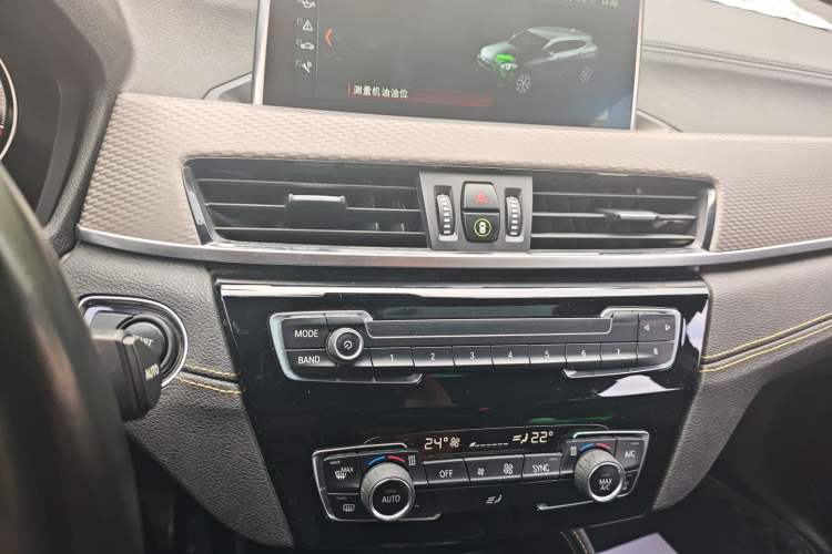 Used BMW X2 2018 sDrive25i Luxury M Sport Package China V Emission Standard Audio And AC Panel