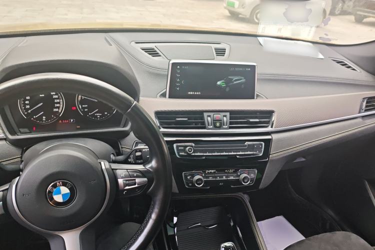 Used BMW X2 2018 sDrive25i Luxury M Sport Package China V Emission Standard Center Console