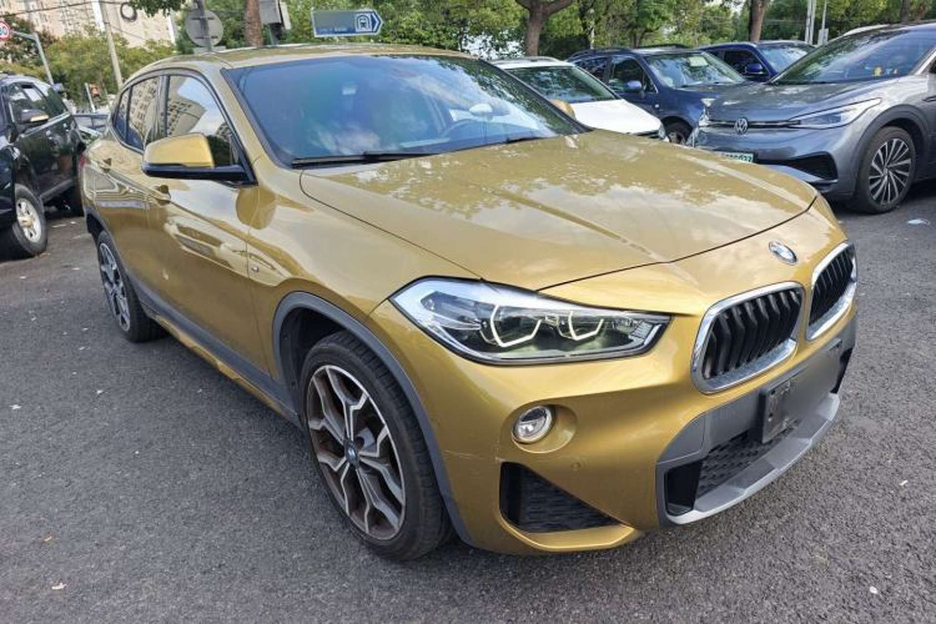 Used BMW X2 2018 sDrive25i Luxury Model with M Off-Road Package China V Emission Standard Front Right 45 Deg