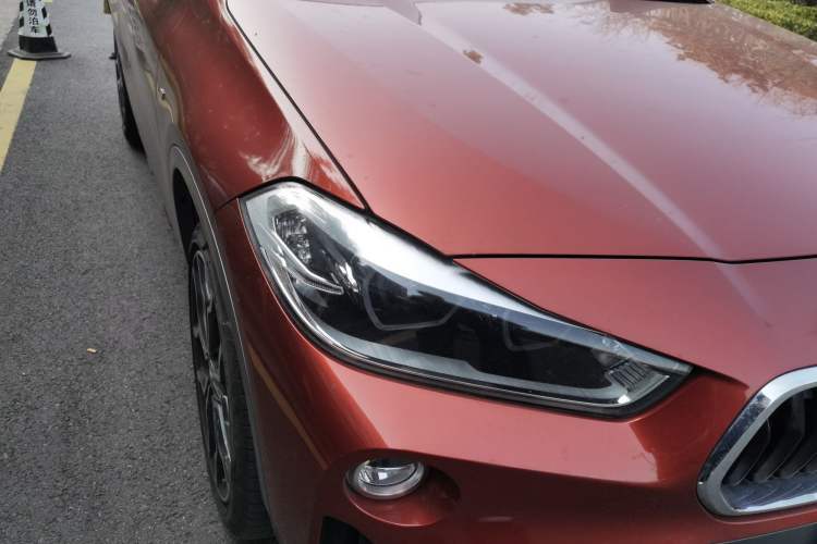 Used BMW X2 2018 sDrive25i Luxury M Sport Package China V Emission Standard Right Front Headlight