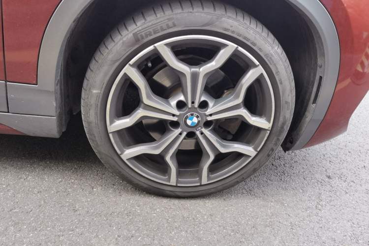 Used BMW X2 2018 sDrive25i Luxury M Sport Package China V Emission Standard Right Front Wheel Hub