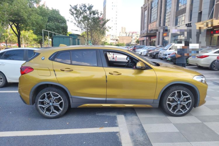 Used BMW X2 2018 sDrive25i Luxury Model with M Off-Road Package China V Emission Standard Right Side