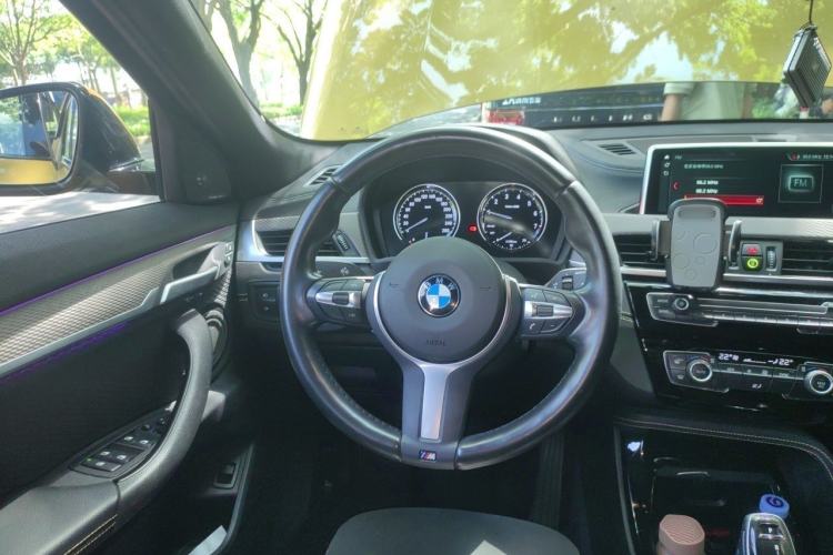 Used BMW X2 2018 sDrive25i Luxury M Sport Package China V Emission Standard Steering Wheel