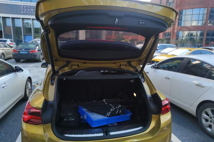 Used BMW X2 2018 sDrive25i Luxury Model with M Off-Road Package China V Emission Standard Trunk
