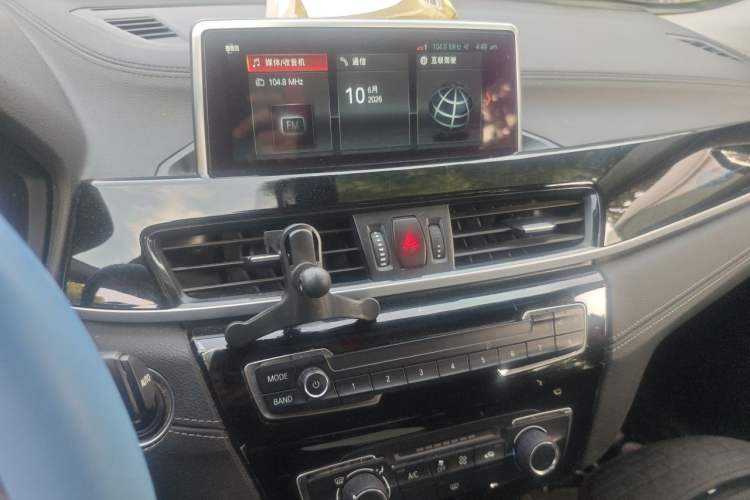 Used BMW X2 2019 sDrive20i M Sport Package China VI Emission Standard Audio And AC Panel