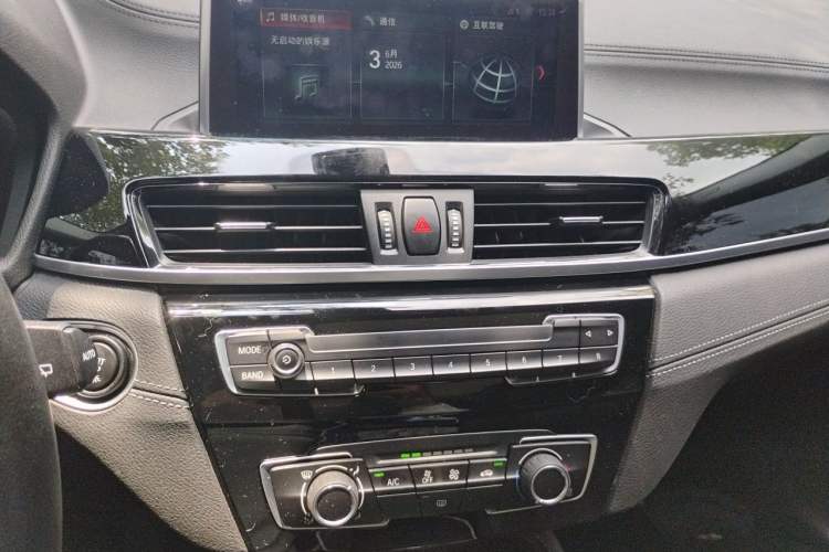 Used BMW X2 2019 sDrive20i M Sport Package China VI Emission Standard Audio And AC Panel
