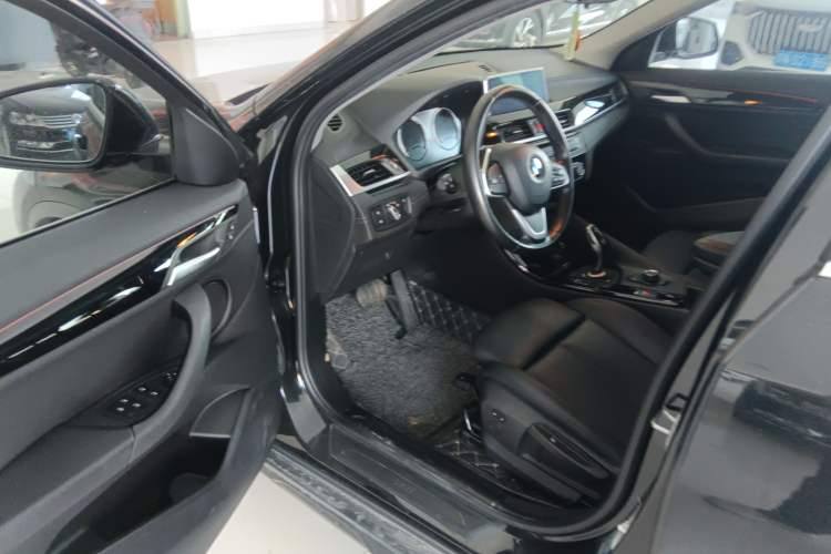 Used BMW X2 2019 sDrive20i M Sport Package China VI Emission Standard Driver Seat