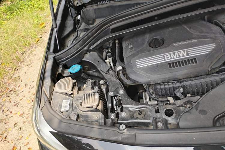 Used BMW X2 2019 sDrive20i M Sport Package China VI Emission Standard Engine Bay Right