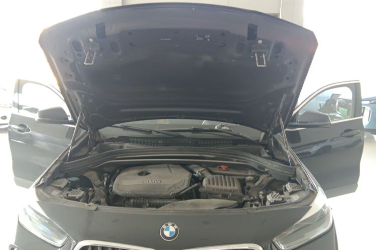 Used BMW X2 2019 sDrive20i M Sport Package China VI Emission Standard Engine Bay