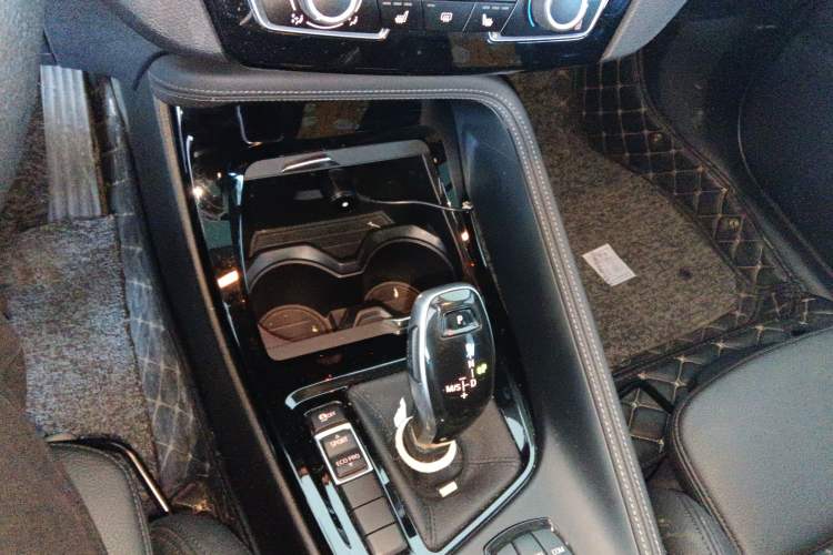 Used BMW X2 2019 sDrive20i M Sport Package China VI Emission Standard Gear Lever