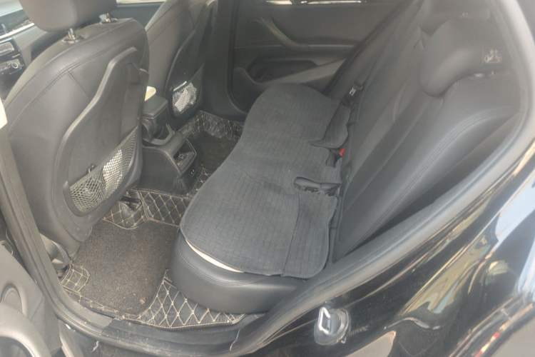 Used BMW X2 2019 sDrive20i M Sport Package China VI Emission Standard Left Rear Seat