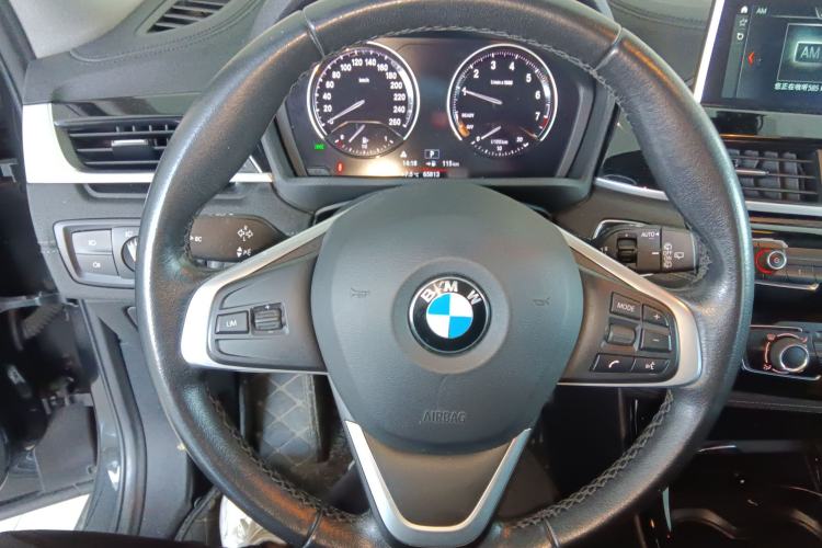 Used BMW X2 2019 sDrive20i M Sport Package China VI Emission Standard Steering Wheel