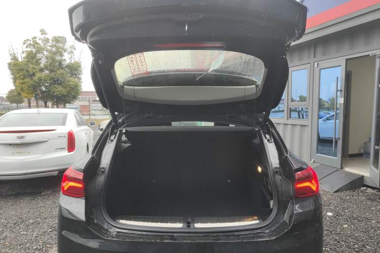 Used BMW X2 2019 sDrive20i M Sport Package China VI Emission Standard Trunk