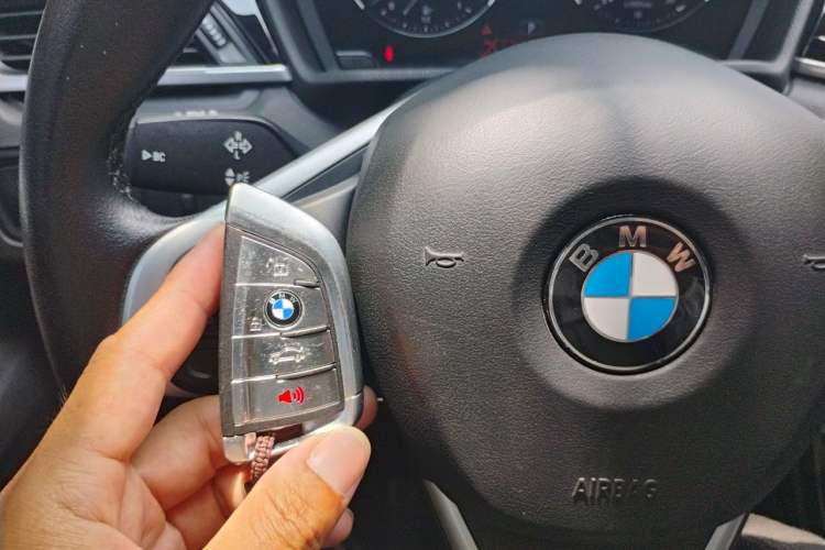 Used BMW X2 2019 sDrive20i M Sport Package China VI Emission Standard Vehicle Key