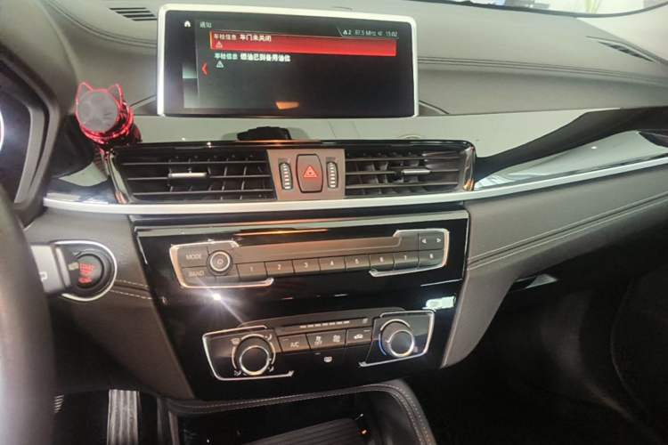Used BMW X2 2019 sDrive20i M Sport Package China VI Emission Standard Audio And AC Panel