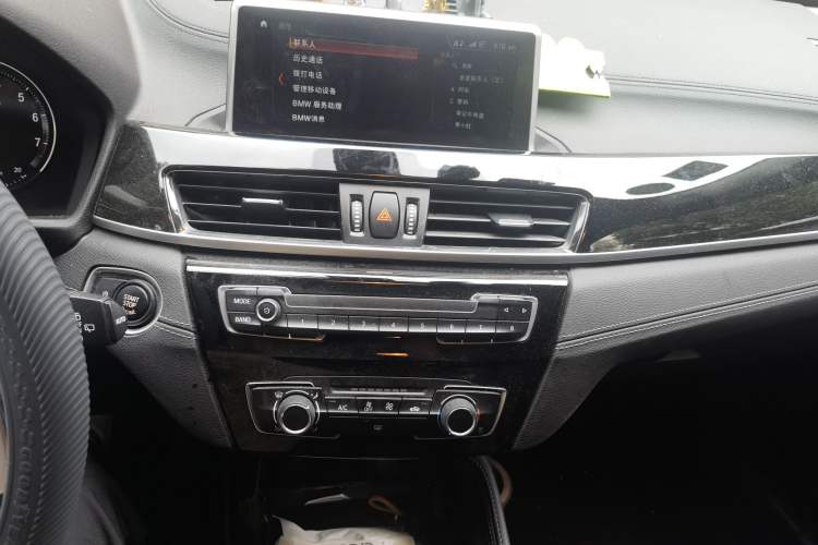 Used BMW X2 2019 sDrive20i M Sport Package China VI Emission Standard Audio And AC Panel