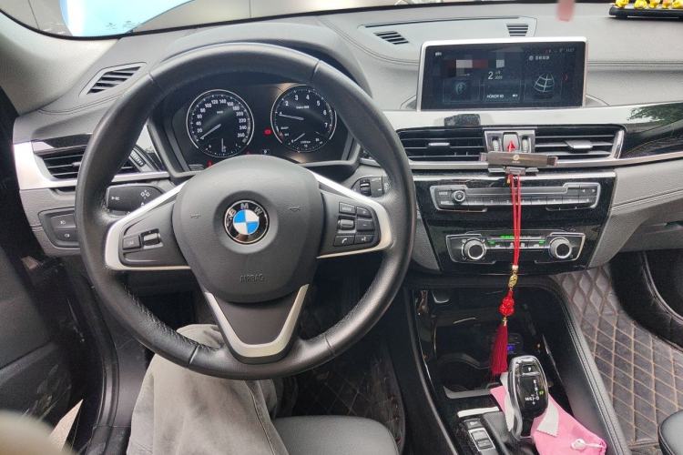 Used BMW X2 2019 sDrive20i M Sport Package China VI Emission Standard Center Console