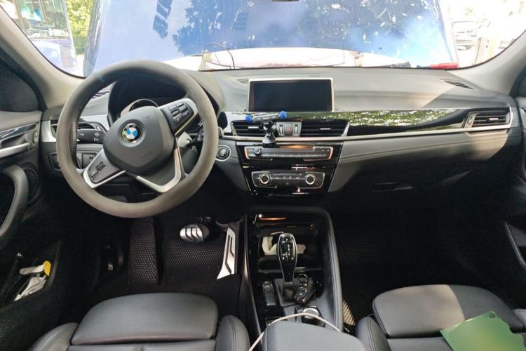 Used BMW X2 2019 sDrive20i M Sport Package China VI Emission Standard Center Console