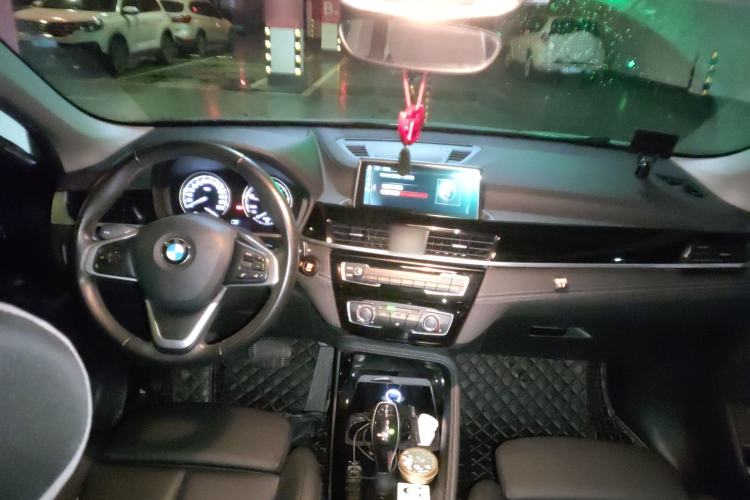 Used BMW X2 2019 sDrive20i M Sport Package China VI Emission Standard Center Console