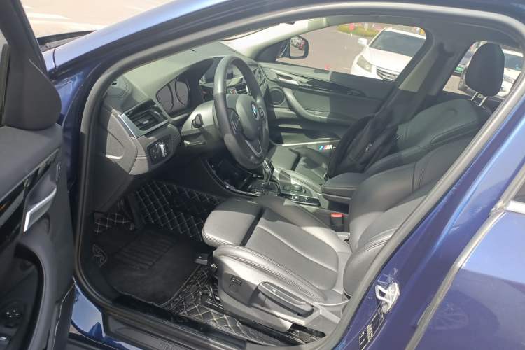 Used BMW X2 2019 sDrive20i M Sport Package China VI Emission Standard Driver Seat