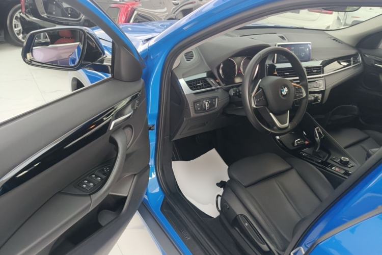 Used BMW X2 2019 sDrive20i M Sport Package China VI Emission Standard Driver Seat