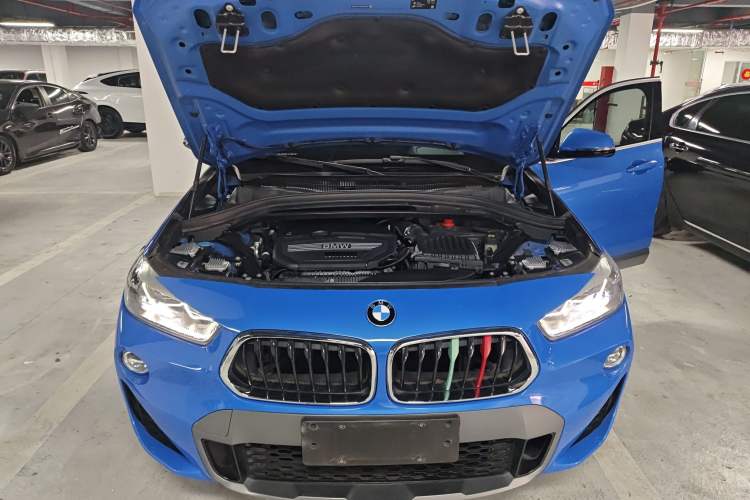 Used BMW X2 2019 sDrive25i Leading Edition M Sport Package China VI Engine Bay