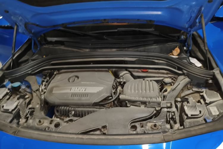 Used BMW X2 2019 sDrive20i M Sport Package China VI Emission Standard Engine Bay