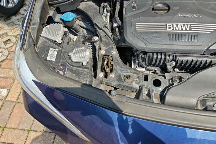 Used BMW X2 2019 sDrive20i M Sport Package China VI Emission Standard Engine Bay Right