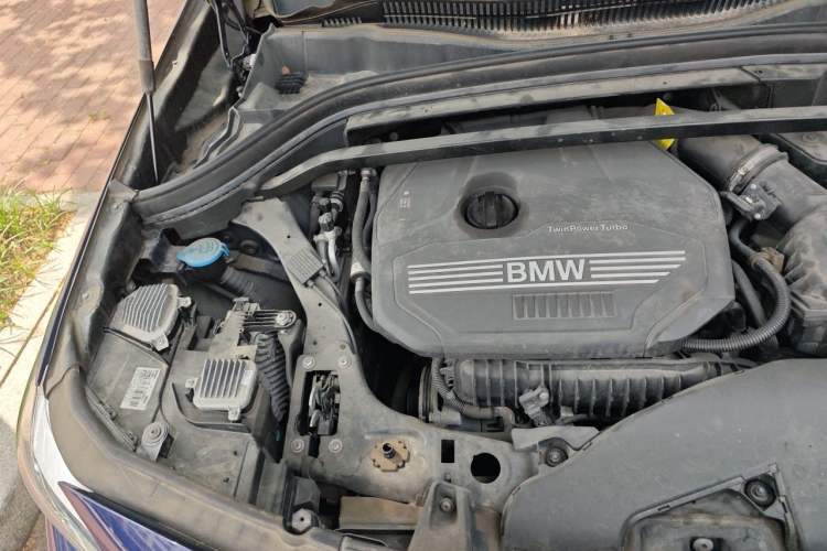 Used BMW X2 2019 sDrive20i M Sport Package China VI Emission Standard Engine Bay Right