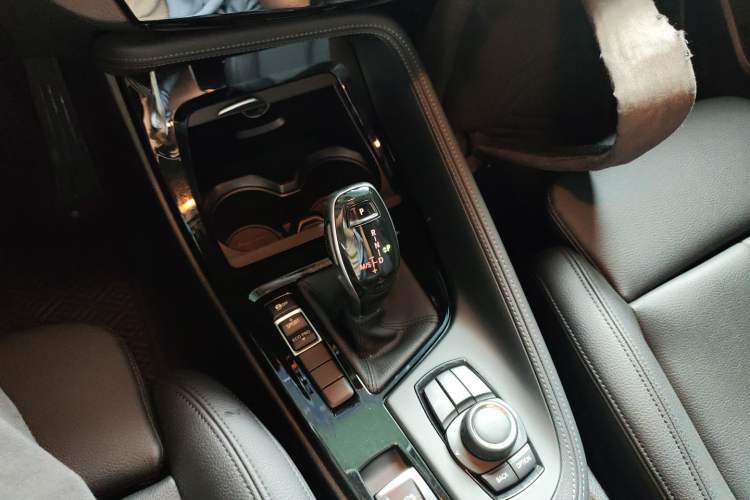 Used BMW X2 2019 sDrive20i M Sport Package China VI Emission Standard Gear Lever