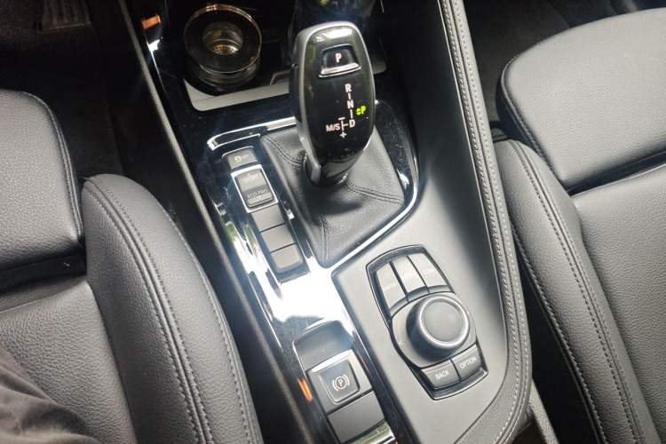 Used BMW X2 2019 sDrive20i M Sport Package China VI Emission Standard Gear Lever