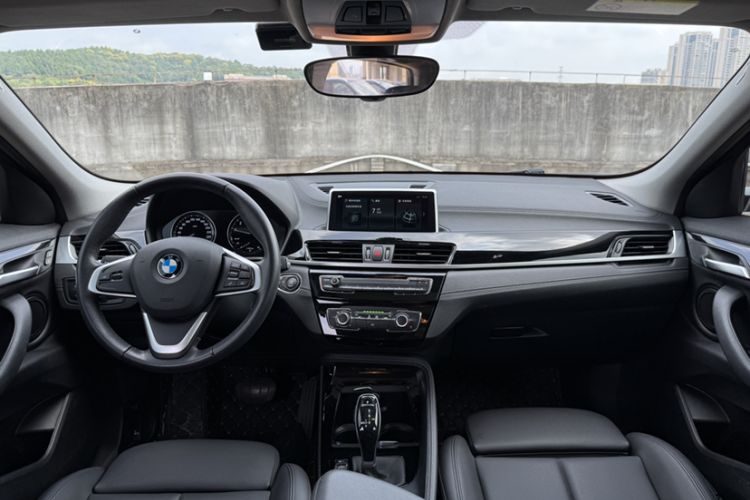 Used BMW X2 2019 sDrive20i M Sport Package China VI Emission Standard Interior 2