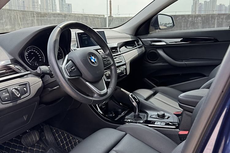 Used BMW X2 2019 sDrive20i M Sport Package China VI Emission Standard Interior 4